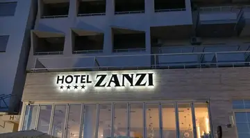 Zanzi Hotel