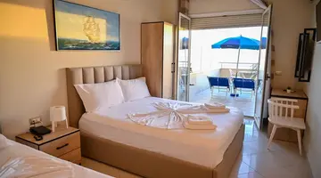 Zanzi Hotel