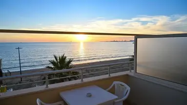 Zanzi Hotel