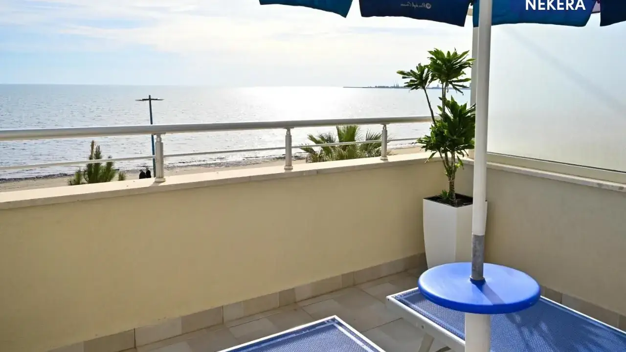 Zanzi Hotel