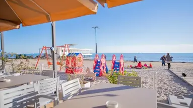 ZANZI HOTEL