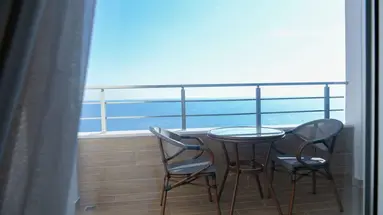 Zanzi Hotel