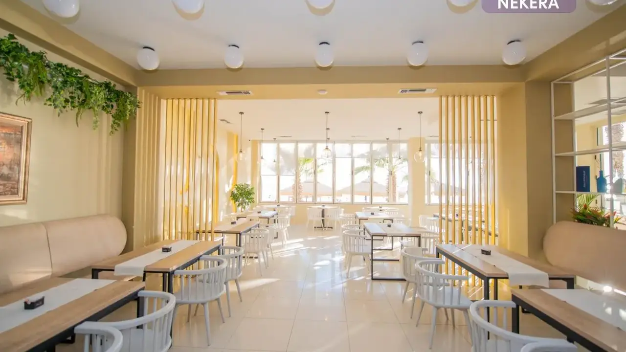 Zanzi Hotel