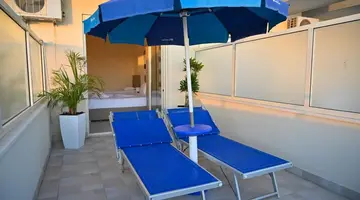 Zanzi Hotel