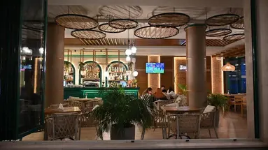 Zanzi Hotel