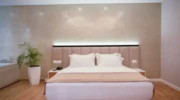 Zanzi Hotel
