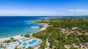 ZATON HOLIDAY RESORT 3***
