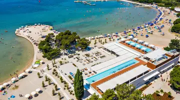 ZATON HOLIDAY RESORT 3***