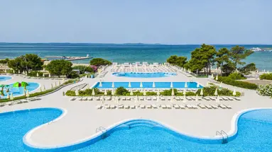 ZATON HOLIDAY RESORT 3***