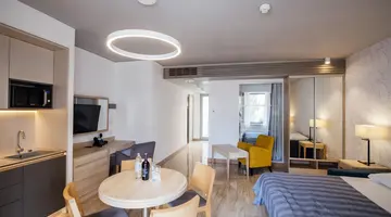 Zaton Holiday Resort - 4 Star Apartments