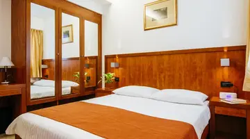 Zaton Holiday Resort - 4 Star Apartments