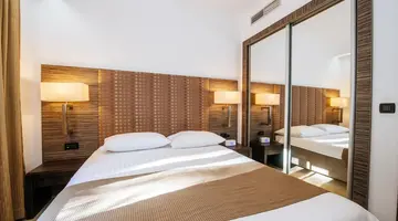 Zaton Holiday Resort - 4 Star Apartments