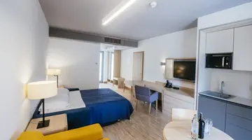 Zaton Holiday Resort - 4 Star Apartments