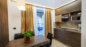 Zaton Holiday Resort - 4 Star Apartments