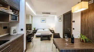 Zaton Holiday Resort - 4 Star Apartments