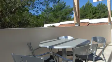 Zaton Holiday Resort - 4 Star Apartments