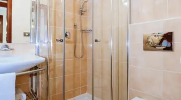 Zaton Holiday Resort - 4 Star Apartments