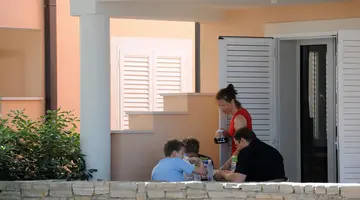 Zaton Holiday Resort - 4 Star Apartments