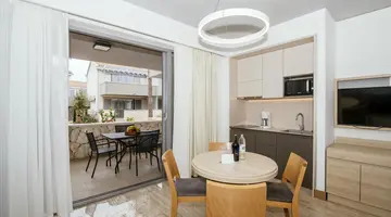 Zaton Holiday Resort - 4 Star Apartments