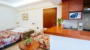Zaton Holiday Resort - 4 Star Apartments