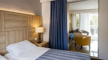 Zaton Holiday Resort - 4 Star Apartments