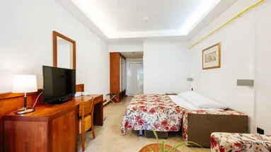 ZATON HOLIDAY RESORT 4****