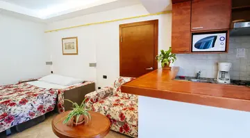 ZATON HOLIDAY RESORT 4****
