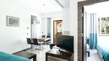 Zaton Holiday Resort Apartments