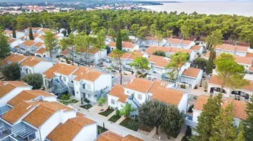 Zaton Holiday Resort - Apartments