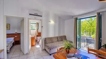 Zaton Holiday Resort - Apartments