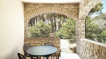 Zaton Holiday Resort Apartments