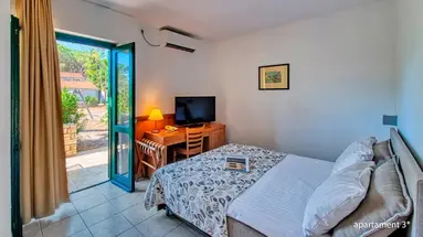 Zaton Holiday Resort - Apartments
