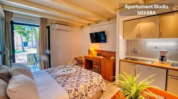 Zaton Holiday Resort Apartments