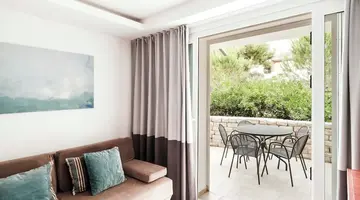 Zaton Holiday Resort Apartments