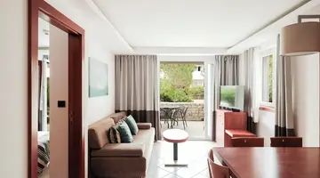 Zaton Holiday Resort Apartments