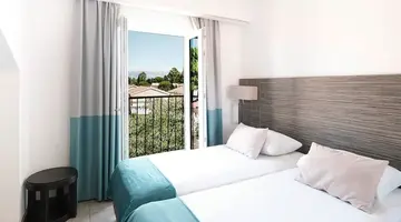 Zaton Holiday Resort Apartments