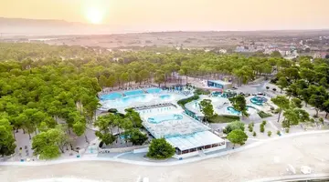 Zaton Holiday Resort - Apartments