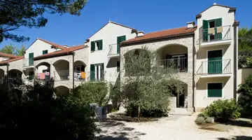Zaton Holiday Resort - Apartments