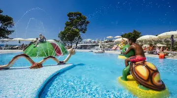 Zaton Holiday Resort Apartments