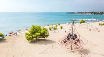 Zaton Holiday Resort - Glamping