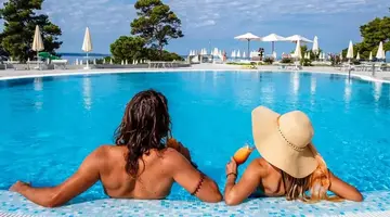 Zaton Holiday Resort - Glamping