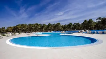 ZATON HOLIDAY RESORT