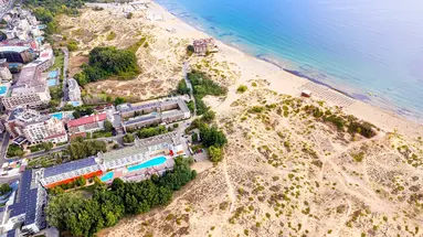 Zefir Beach