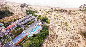Zefir Beach