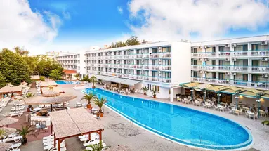 Zefir Beach