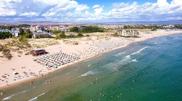 Zefir Beach