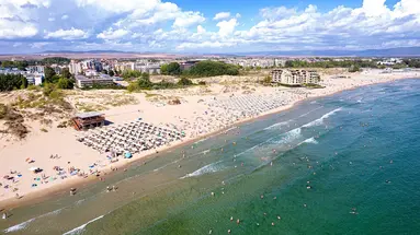Zefir Beach