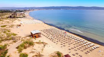 Zefir Beach