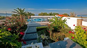 Zefiros Beach