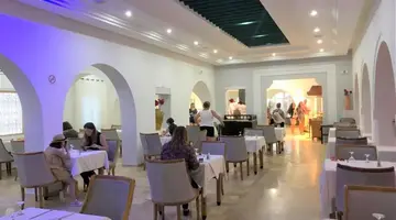 Zenon Hotel
